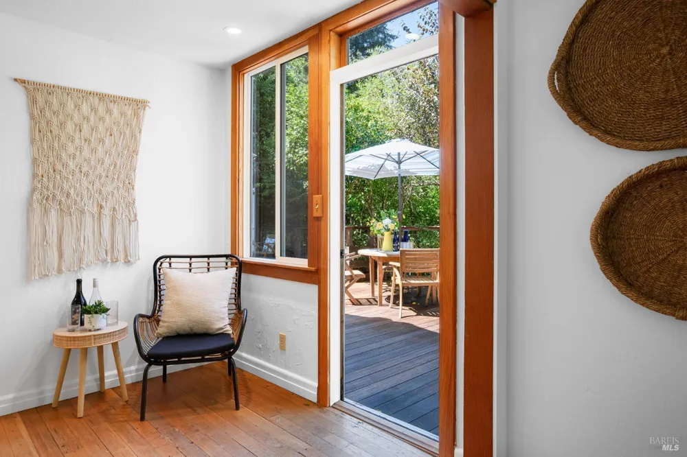 130 Montezuma Avenue Forest Knolls, CA 94933