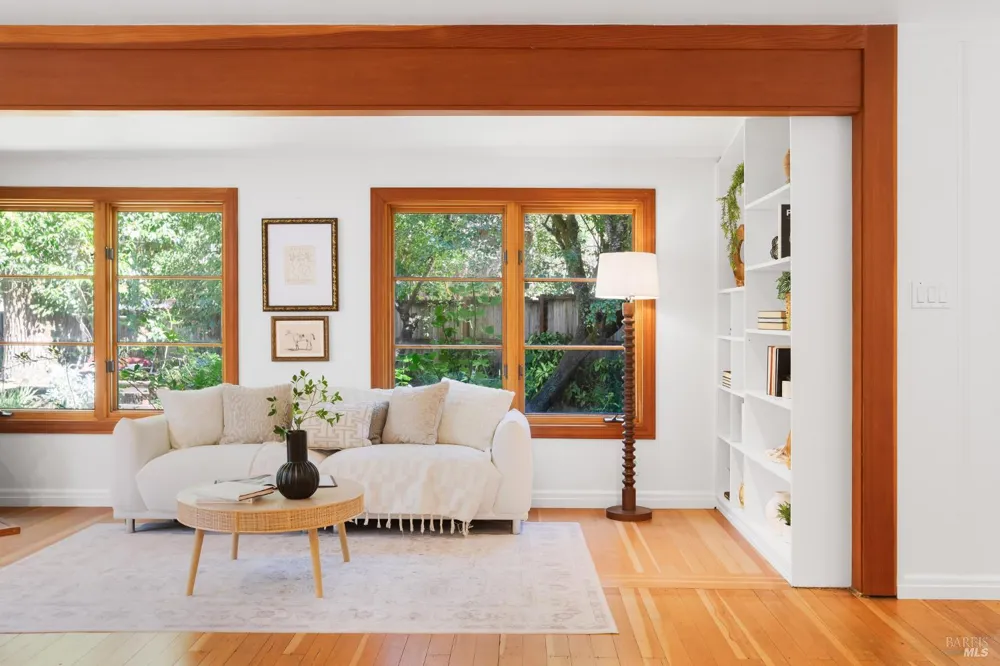 130 Montezuma Avenue Forest Knolls, CA 94933