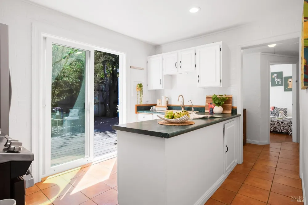 130 Montezuma Avenue Forest Knolls, CA 94933