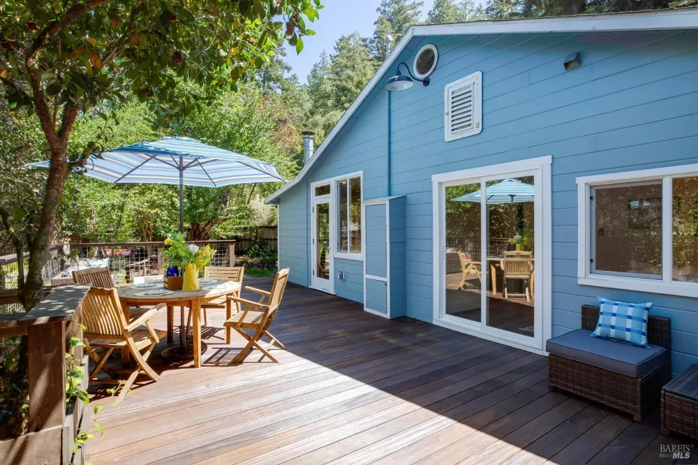 130 Montezuma Avenue Forest Knolls, CA 94933
