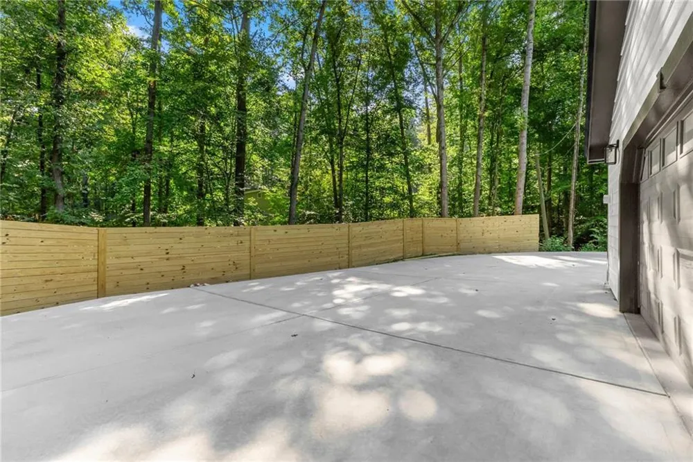 1662 Jimmy Dodd Road Buford, GA 30518