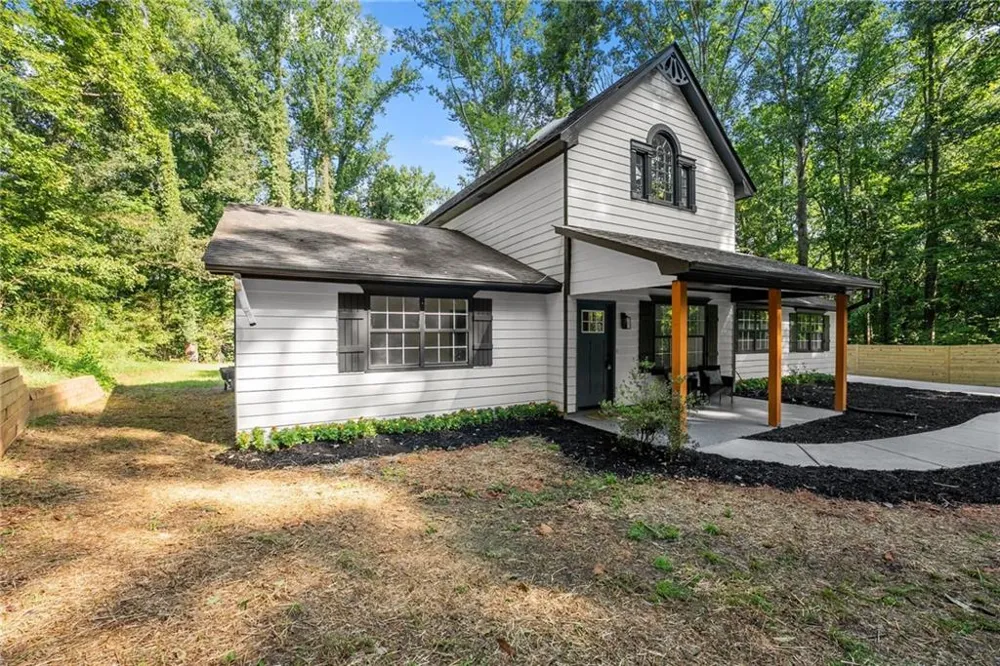 1662 Jimmy Dodd Road Buford, GA 30518