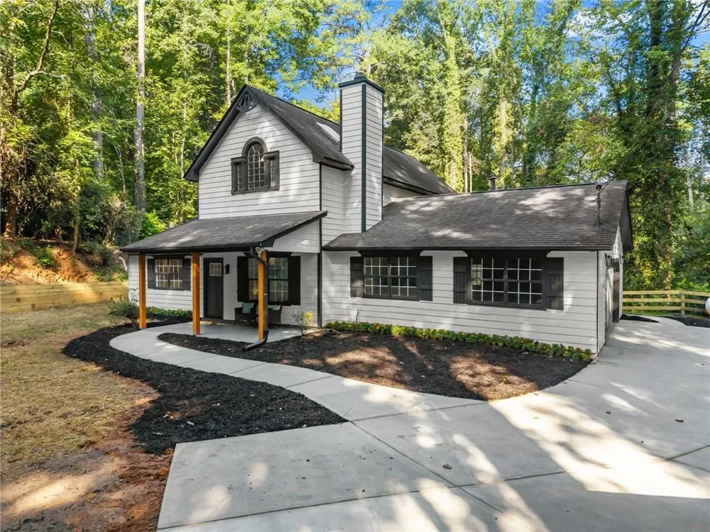 1662 Jimmy Dodd Road Buford, GA 30518