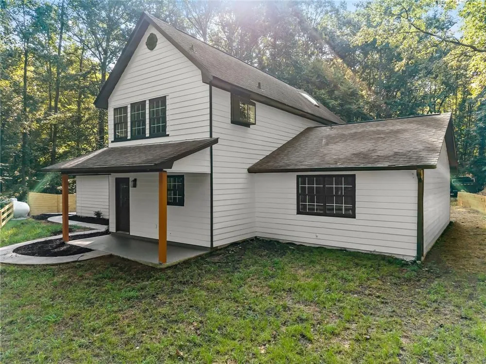 1662 Jimmy Dodd Road Buford, GA 30518