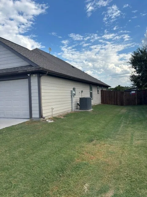 305 Sunnyside Drive Trenton, TX 75490