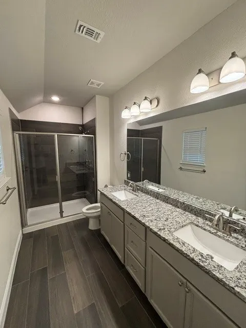 305 Sunnyside Drive Trenton, TX 75490