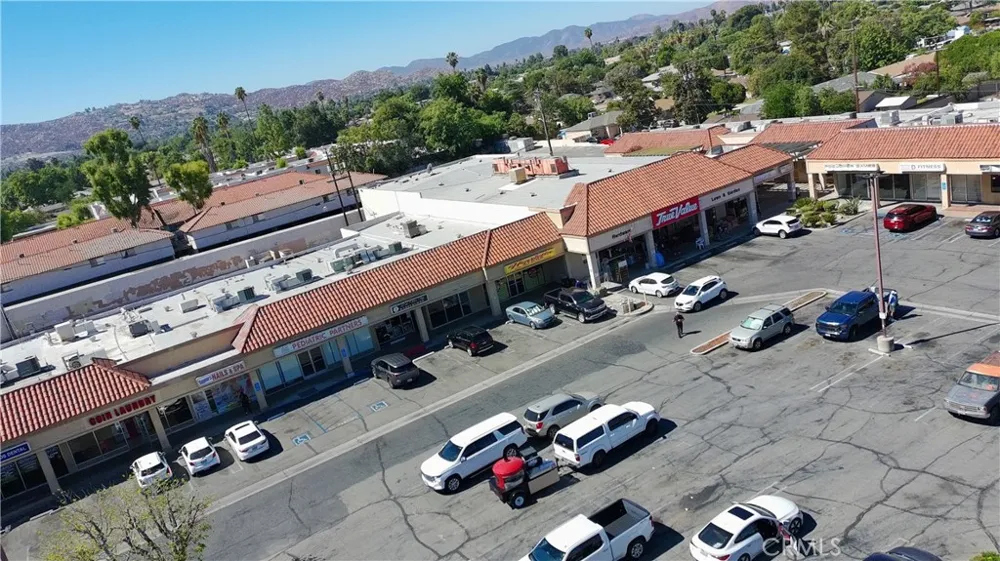 2023 E Florida Avenue Hemet, CA 92544