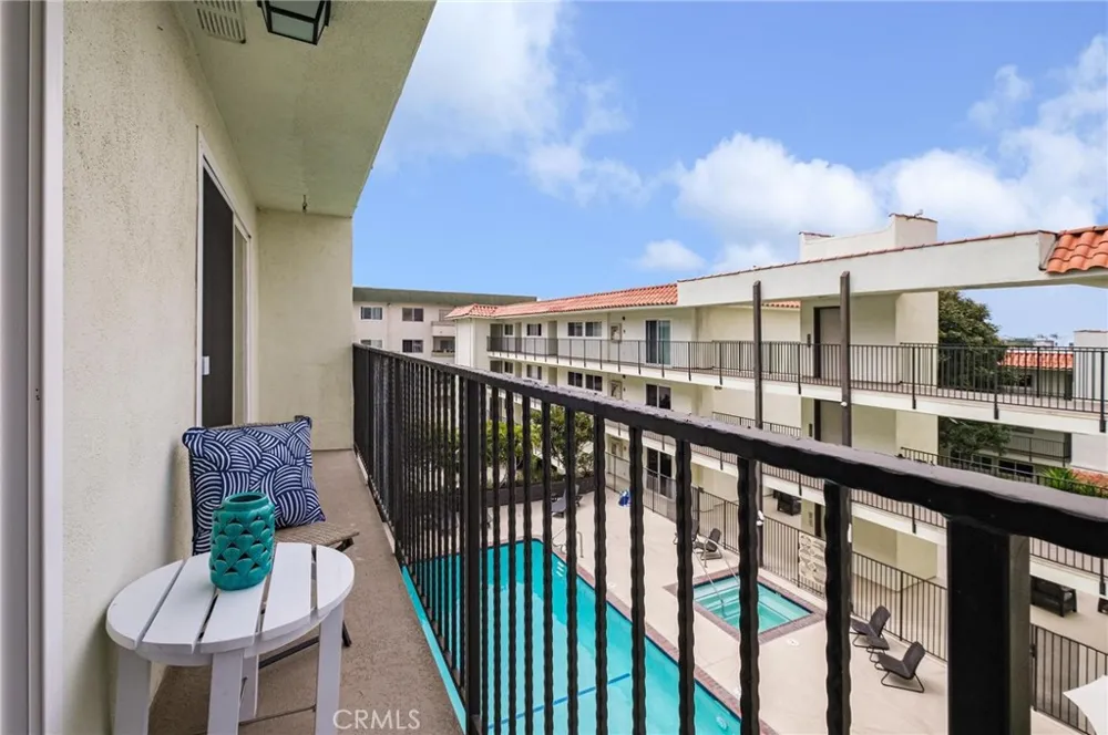 1720 Ardmore Avenue #224 Hermosa Beach, CA 90254