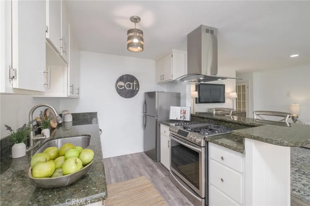 1720 Ardmore Avenue #224 Hermosa Beach, CA 90254
