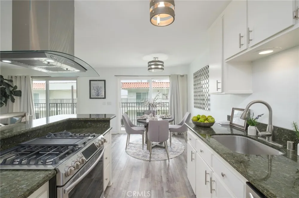 1720 Ardmore Avenue #224 Hermosa Beach, CA 90254