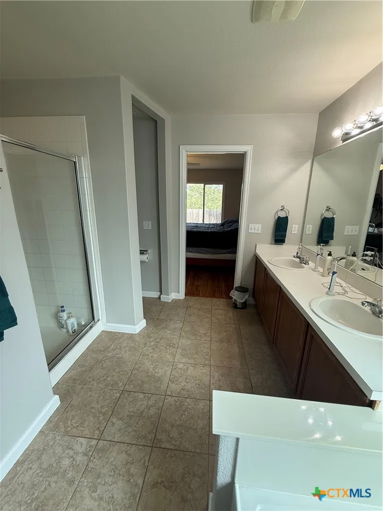 797 Sweet Gum Kyle, TX 78640