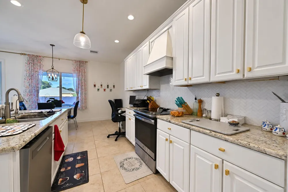2449 SW Gay Circle Port St. Lucie, FL 34953