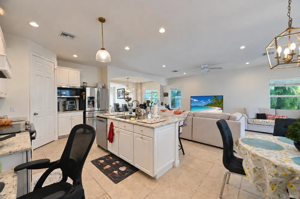 2449 SW Gay Circle Port St. Lucie, FL 34953