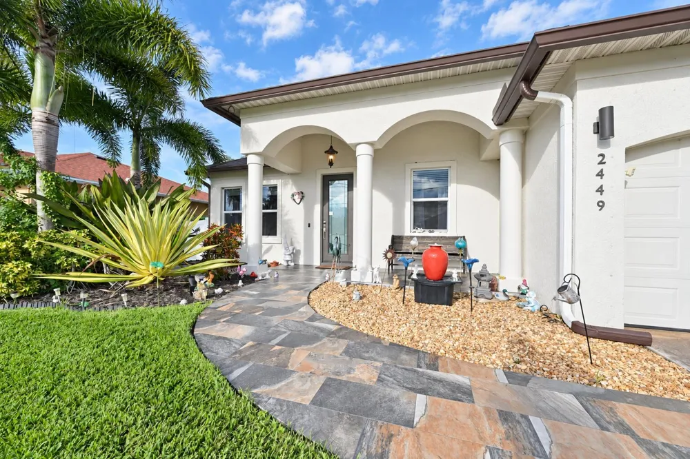 2449 SW Gay Circle Port St. Lucie, FL 34953