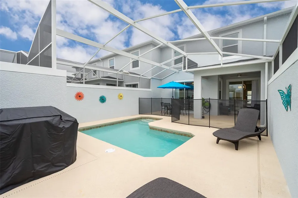 8947 CABOT CLIFFS DRIVE Davenport, FL 33896