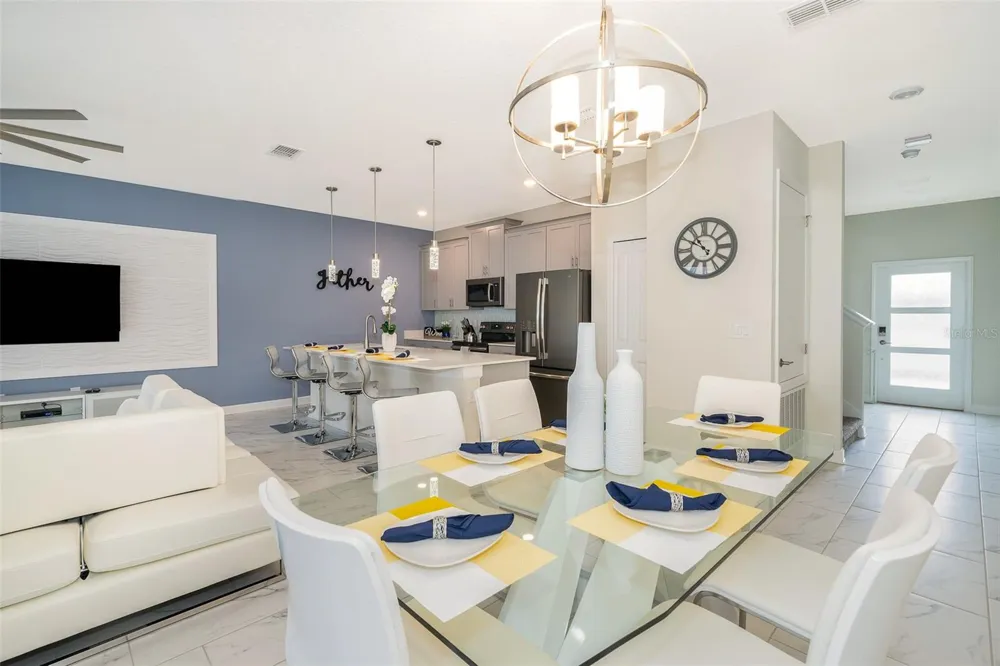 8947 CABOT CLIFFS DRIVE Davenport, FL 33896