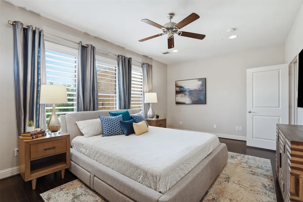 644 E Bluff Street Fort Worth, TX 76102