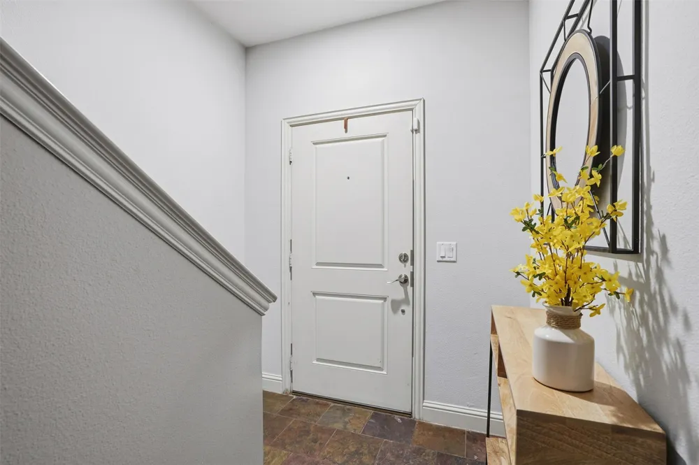 644 E Bluff Street Fort Worth, TX 76102