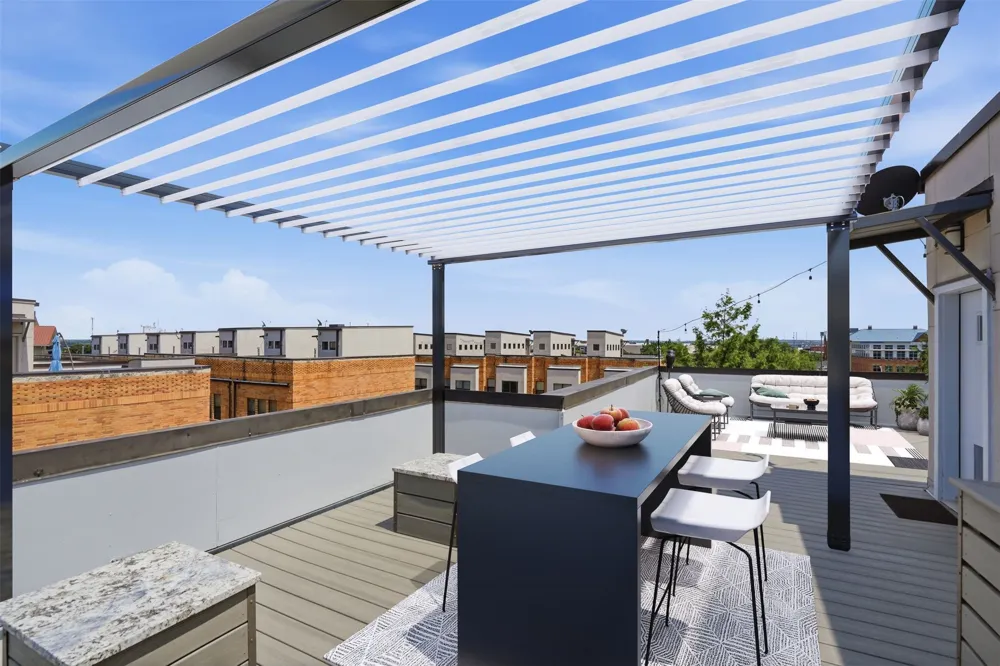 644 E Bluff Street Fort Worth, TX 76102