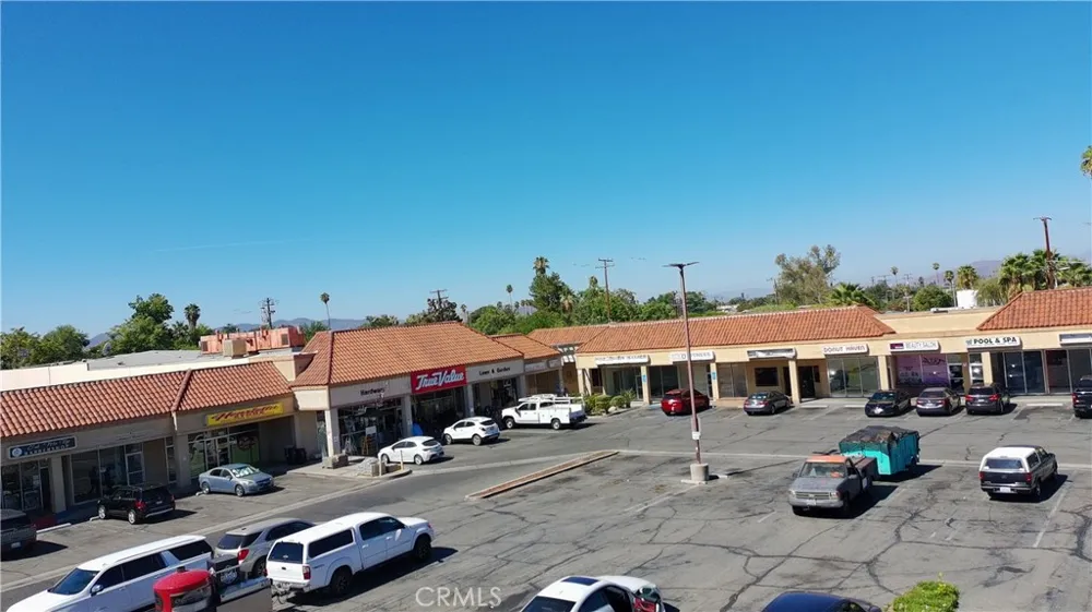 1931 E Florida Avenue Hemet, CA 92544