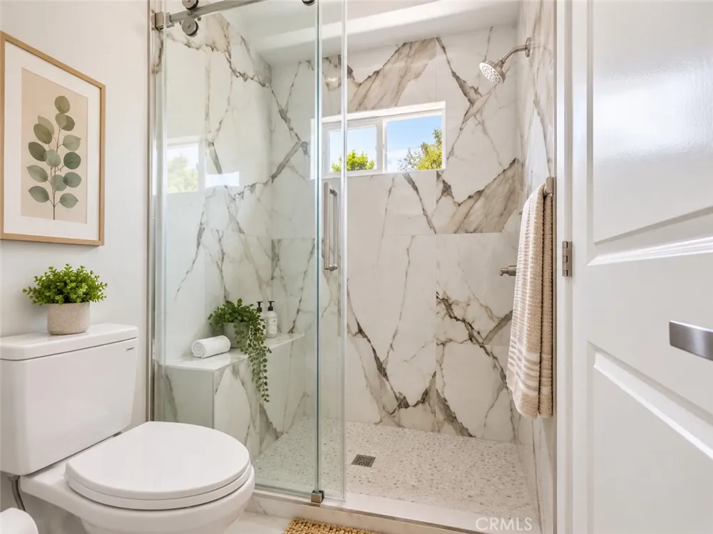 2103 Pass Avenue #201 Burbank, CA 91505