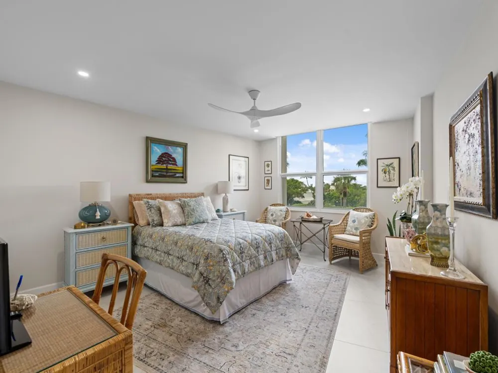 2295 S Ocean Boulevard #314 Palm Beach, FL 33480