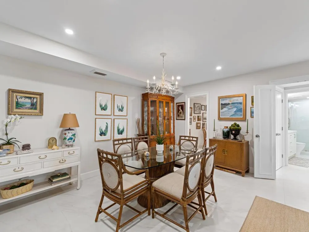 2295 S Ocean Boulevard #314 Palm Beach, FL 33480