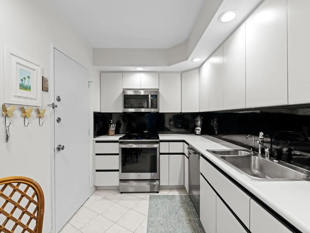 2295 S Ocean Boulevard #314 Palm Beach, FL 33480