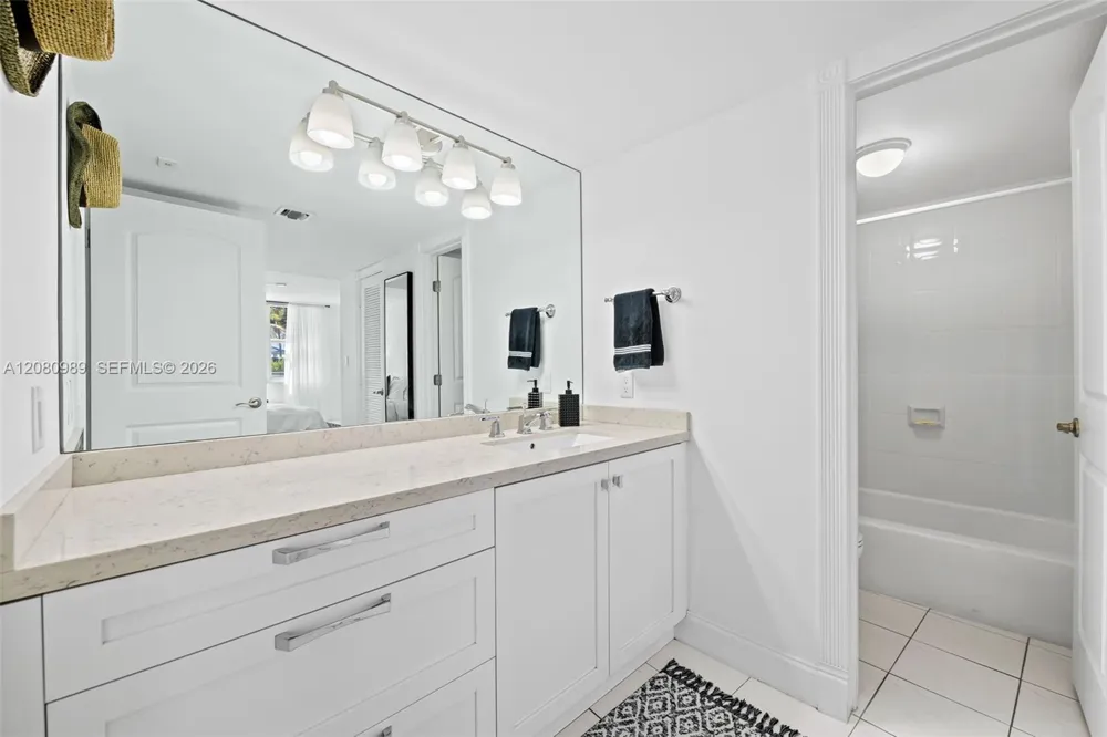 328 Ocean Blvd #104 Pompano Beach, FL 33062