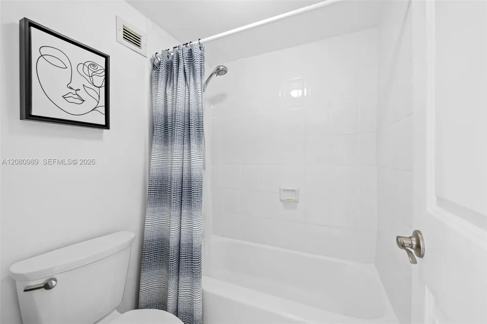 328 Ocean Blvd #104 Pompano Beach, FL 33062