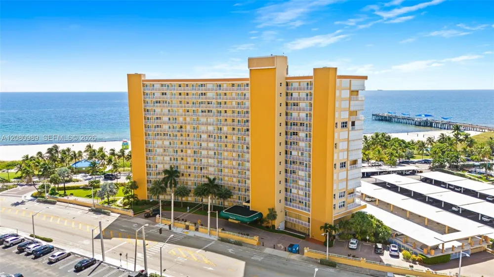 328 Ocean Blvd #104 Pompano Beach, FL 33062