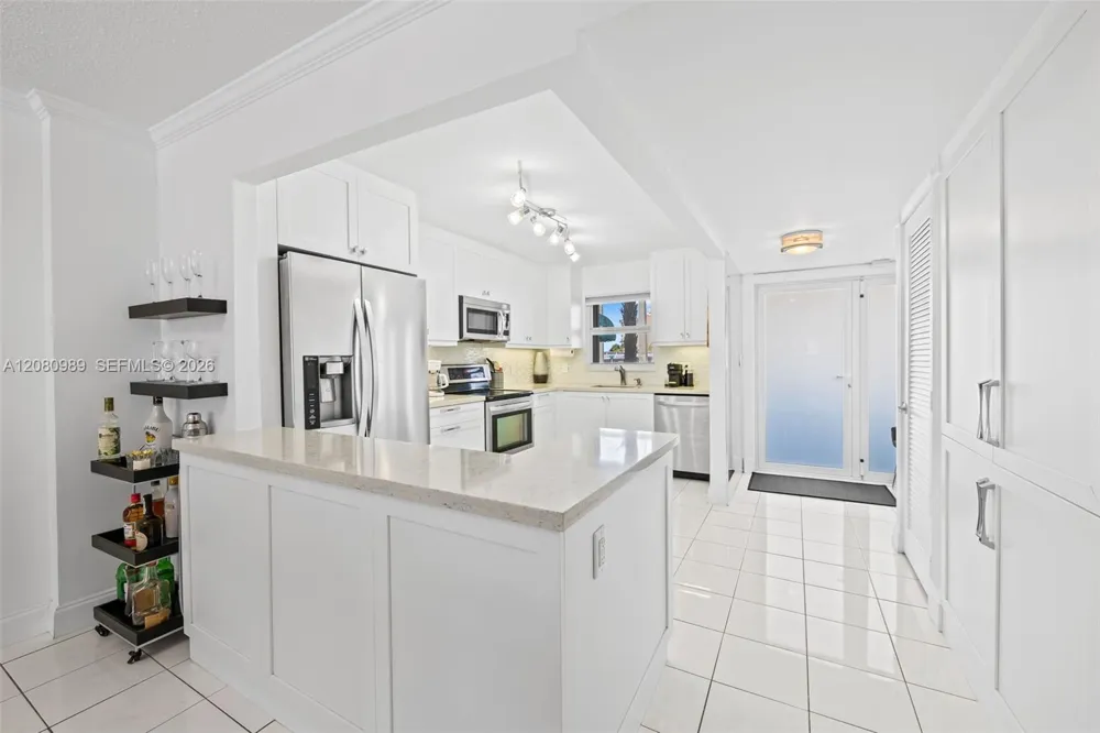 328 Ocean Blvd #104 Pompano Beach, FL 33062