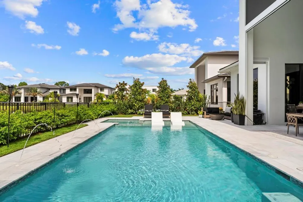 18401 Symphony Court Jupiter, FL 33458