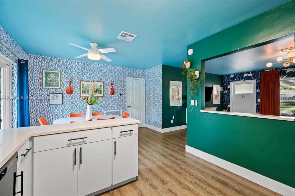 110 SE 5th Ct Pompano Beach, FL 33060