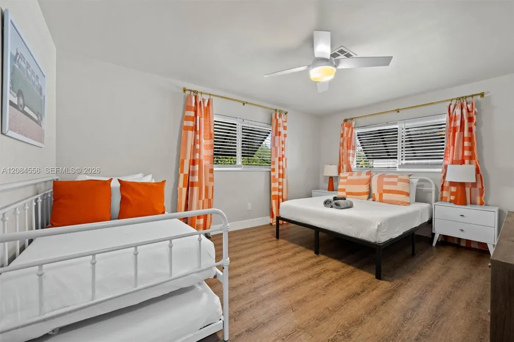 110 SE 5th Ct Pompano Beach, FL 33060