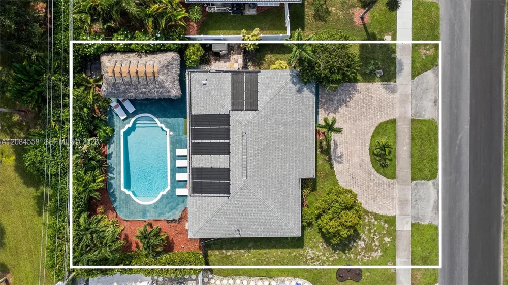 110 SE 5th Ct Pompano Beach, FL 33060