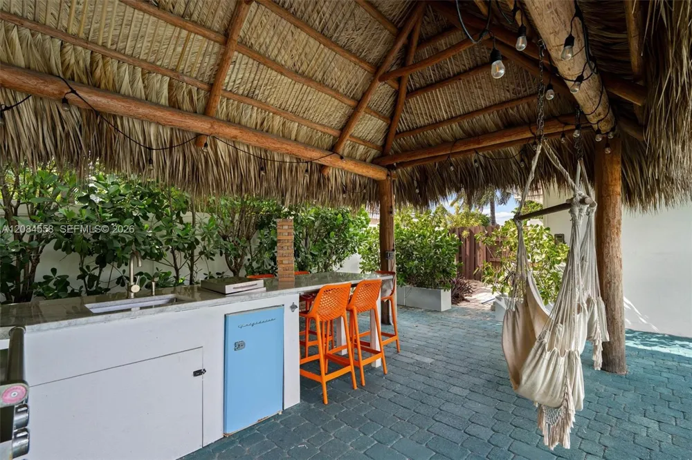 110 SE 5th Ct Pompano Beach, FL 33060