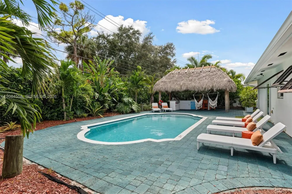 110 SE 5th Ct Pompano Beach, FL 33060