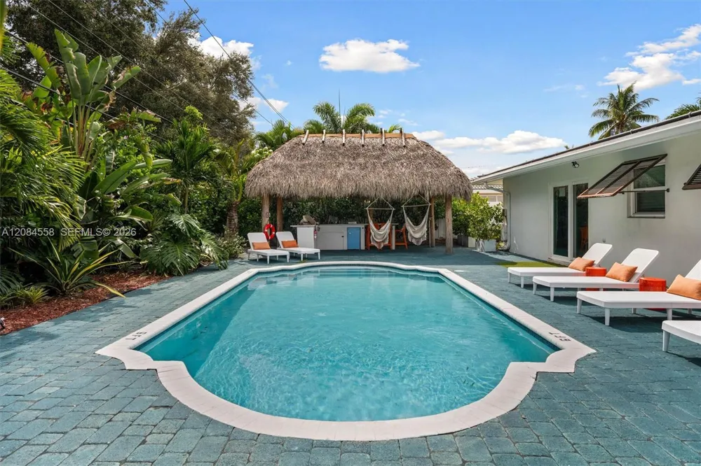 110 SE 5th Ct Pompano Beach, FL 33060