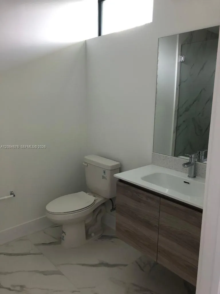 4100 SW 64th Ave #405 Davie, FL 33314