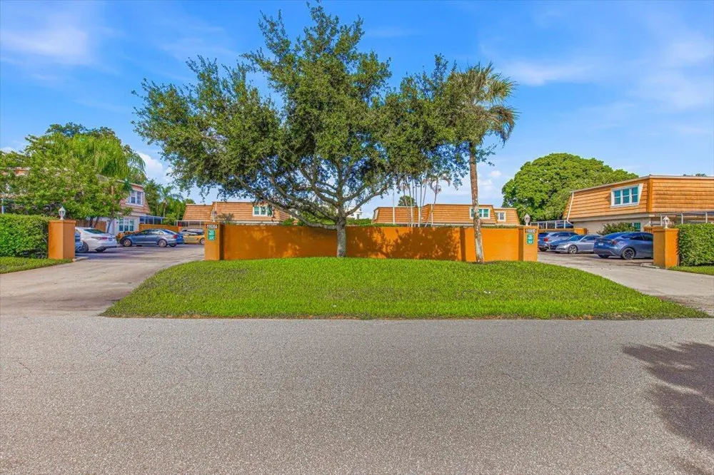 11635 Ficus Street #D Palm Beach Gardens, FL 33410