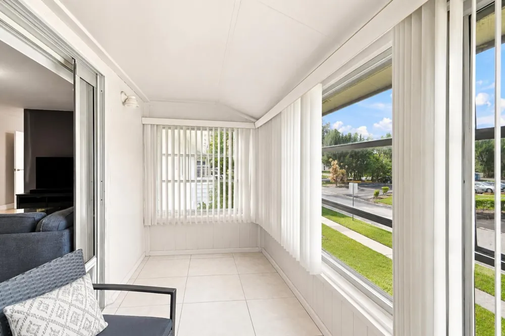 380 E Laurel Drive #5D Margate, FL 33063