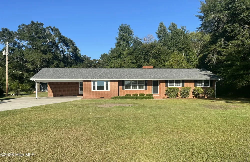 10818 Old Lumberton Road Evergreen, NC 28438