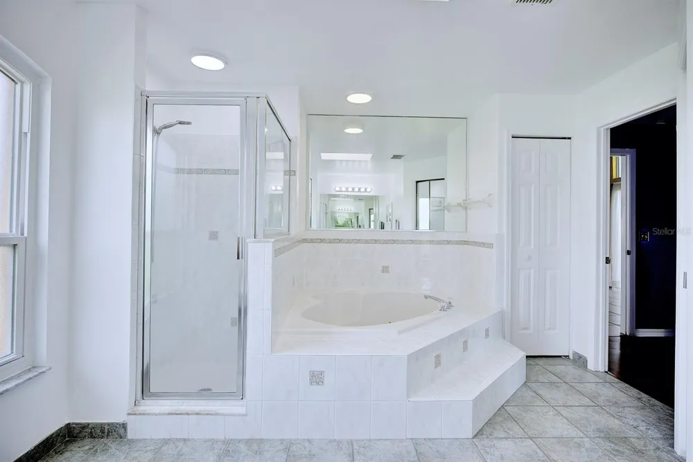 858 MENDOZA DRIVE Kissimmee, FL 34758