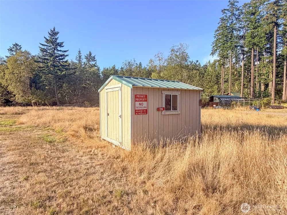 711 xxx Schwartz Road Nordland, WA 98358