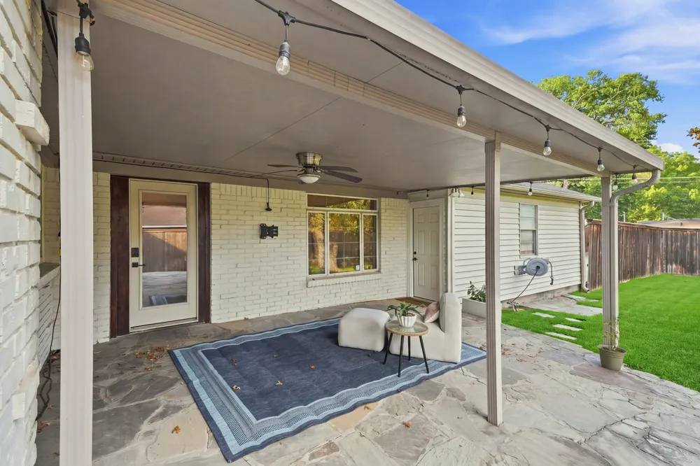 6211 Town Hill Lane Dallas, TX 75214