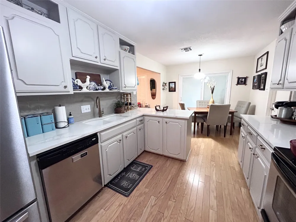 4512 Cimmaron Trail De Cordova, TX 76049