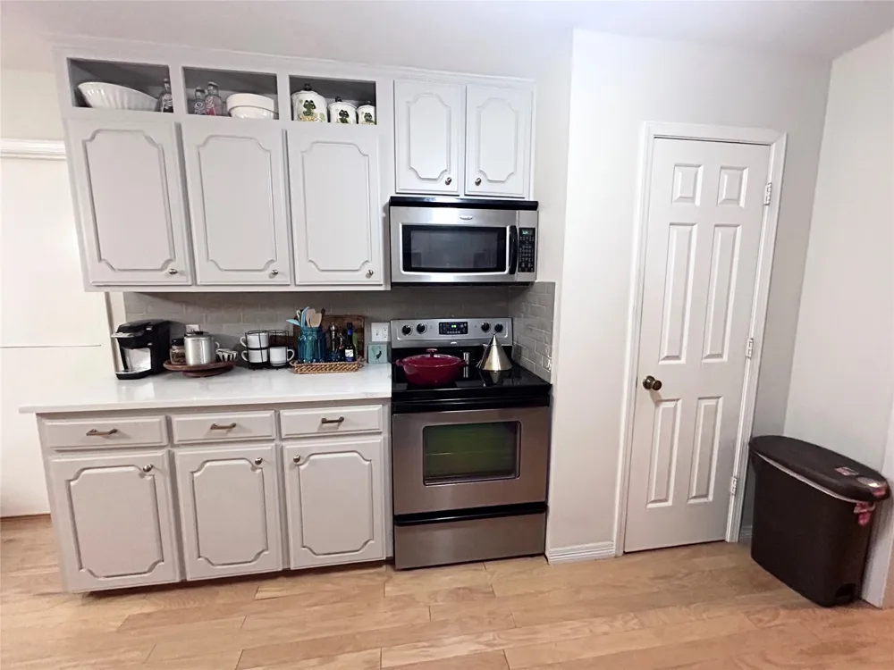 4512 Cimmaron Trail De Cordova, TX 76049