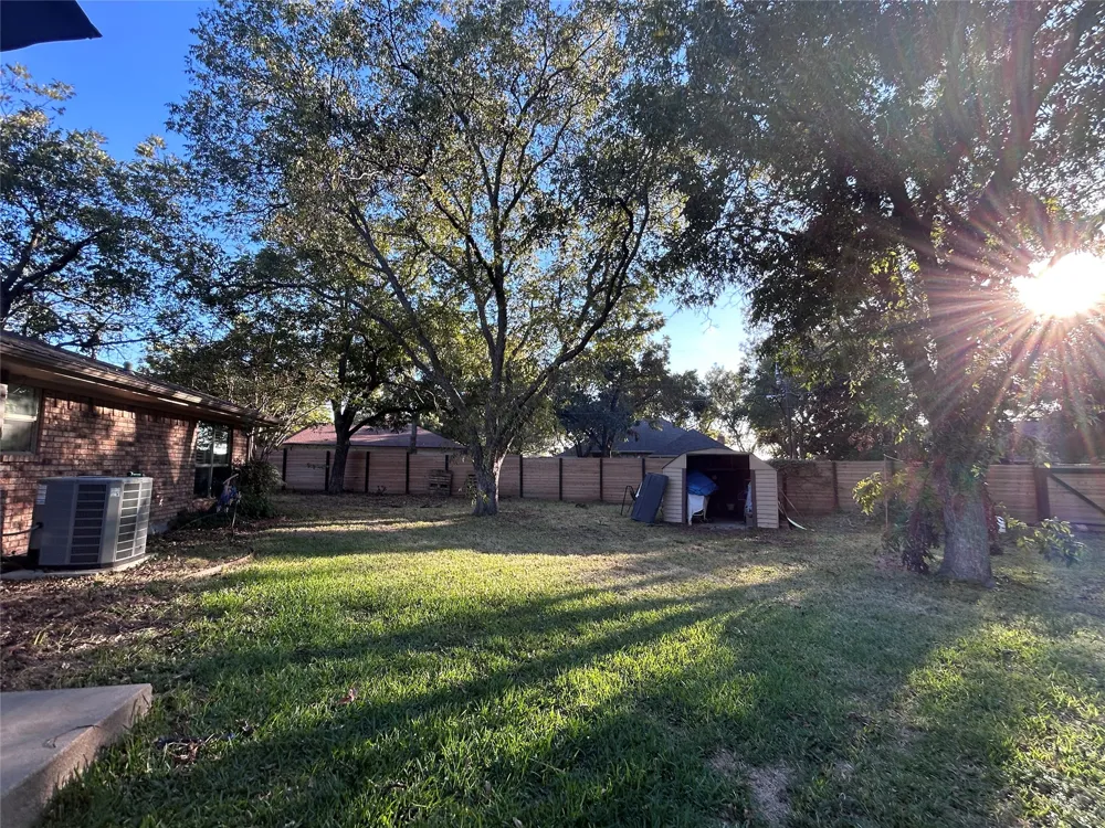 4512 Cimmaron Trail De Cordova, TX 76049