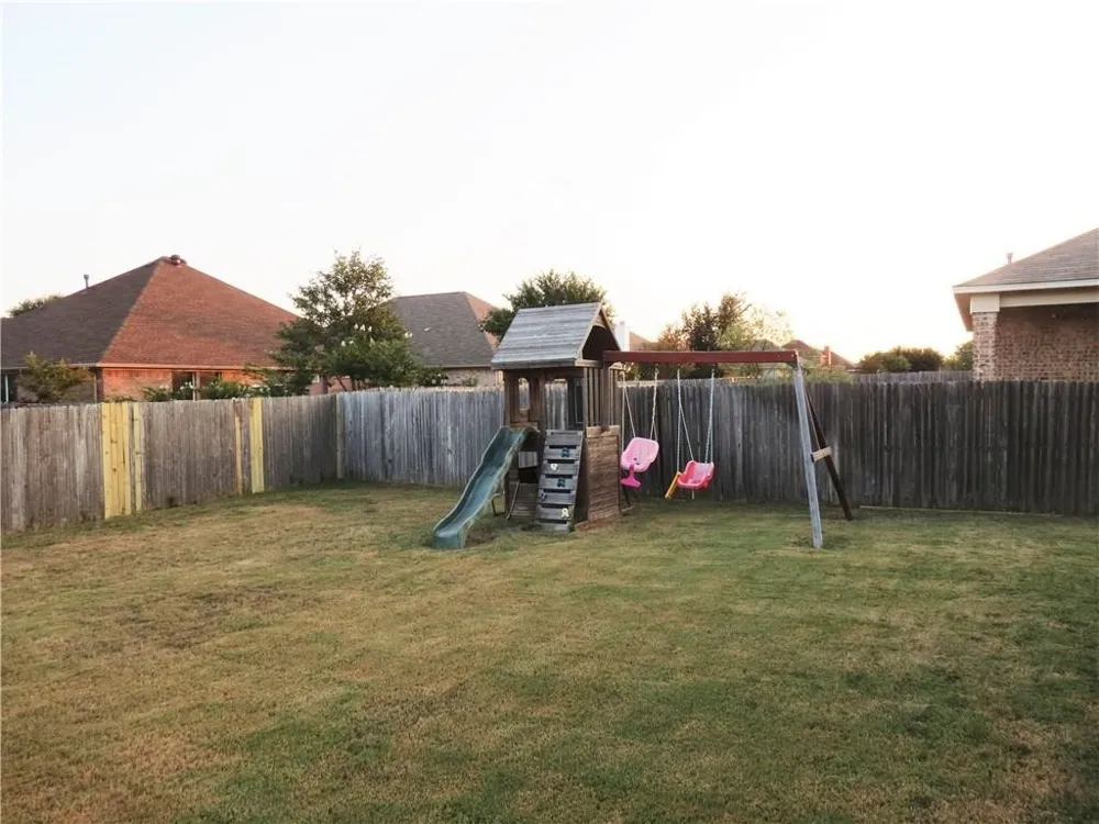 610 Poplar Vista Lane Arlington, TX 76002